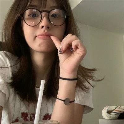 像恶魔的女人